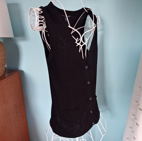 EUC Willi Smith Black Knit Button Vest With Pockets - Women's Size Medium - Picture 4 of 4